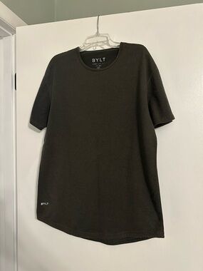 BYLT Drop Cut BYLT Blend Army Green Shirt, Men’s Size M, Gently Worn